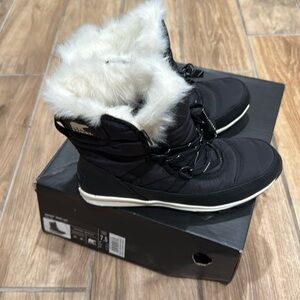 Sorel Whitney snow boots